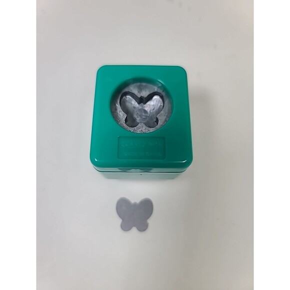 Carl Butterfly Paper Punch   Scrapbooking Card Making - Picture 3 of 3